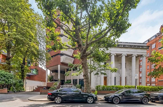 Flat St John's Wood Road in City of Westminster