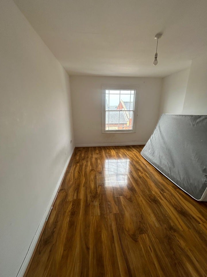 Room Stratford Road in Milton Keynes