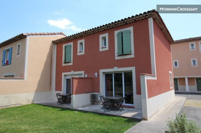 Flat Avenue Francis Perrin in Rousset