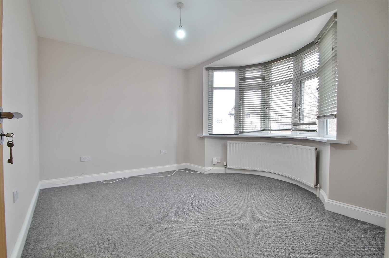 Flat Great West Road in Greater London