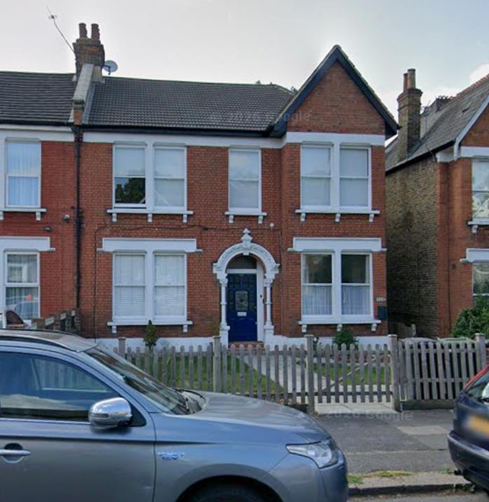Flat Croydon Road in Greater London