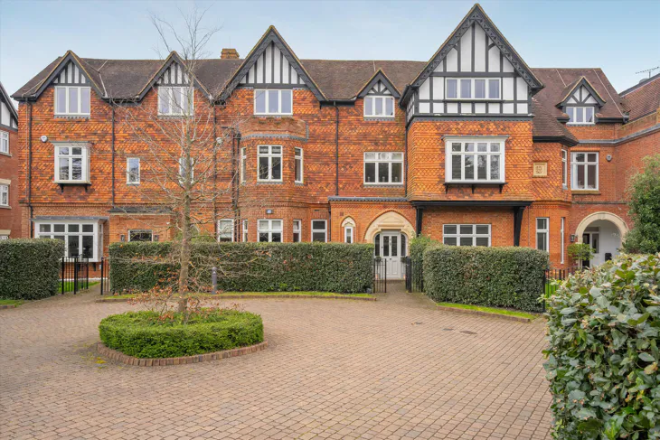 House Winkfield Lane in Winkfield Street