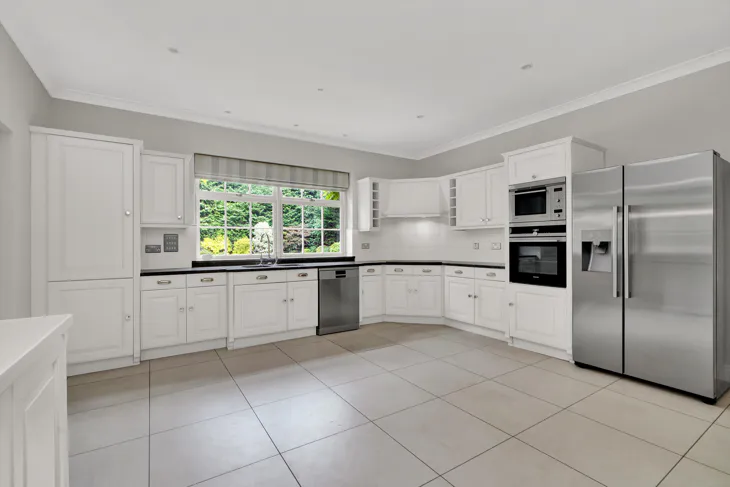 House Cavendish Road in Elmbridge