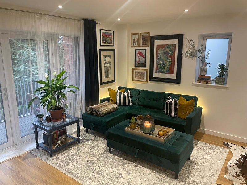 Room Cezanne Road in Greater London