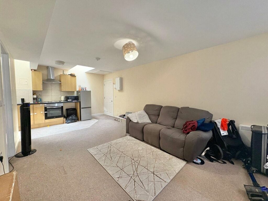 Flat Bakehouse Mews in Rushmoor