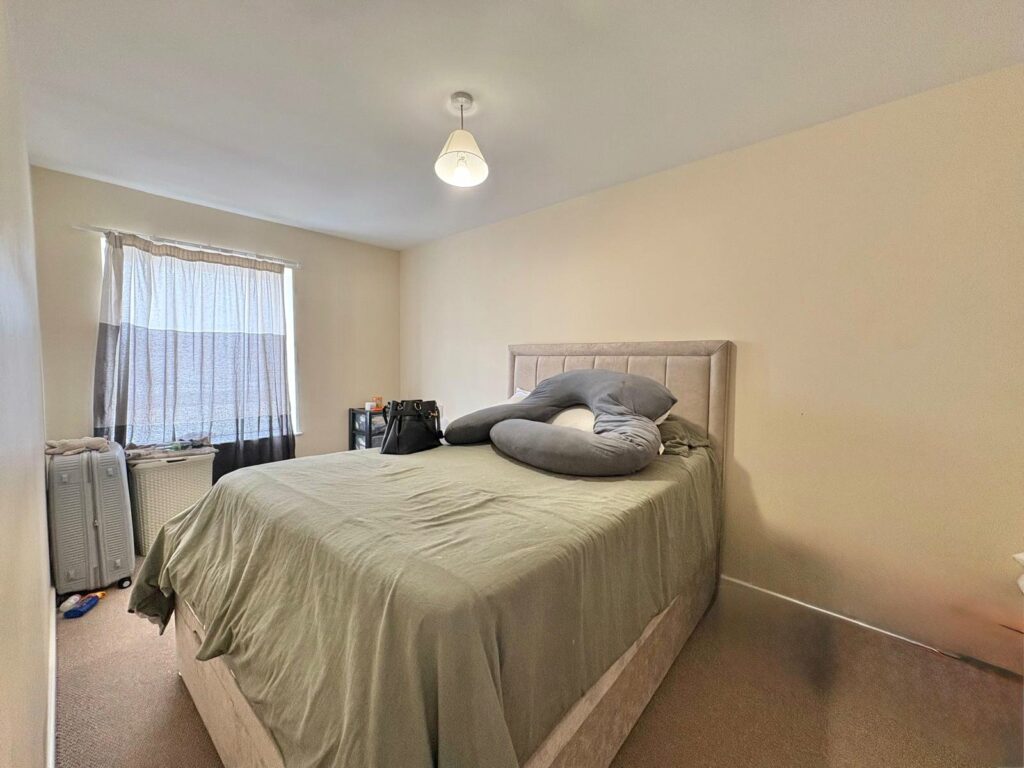 Flat Bakehouse Mews in Rushmoor