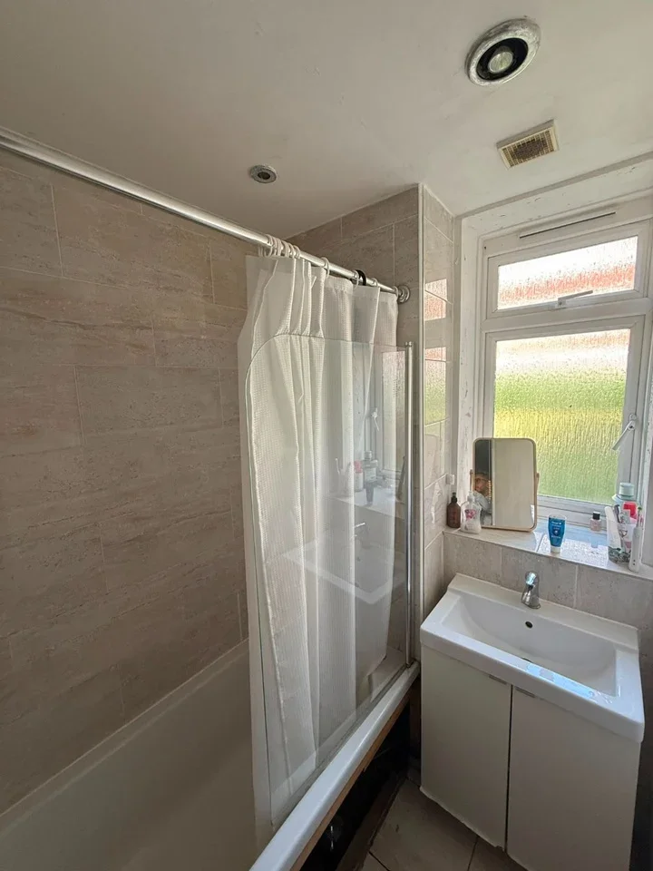 Room Neckinger in Greater London