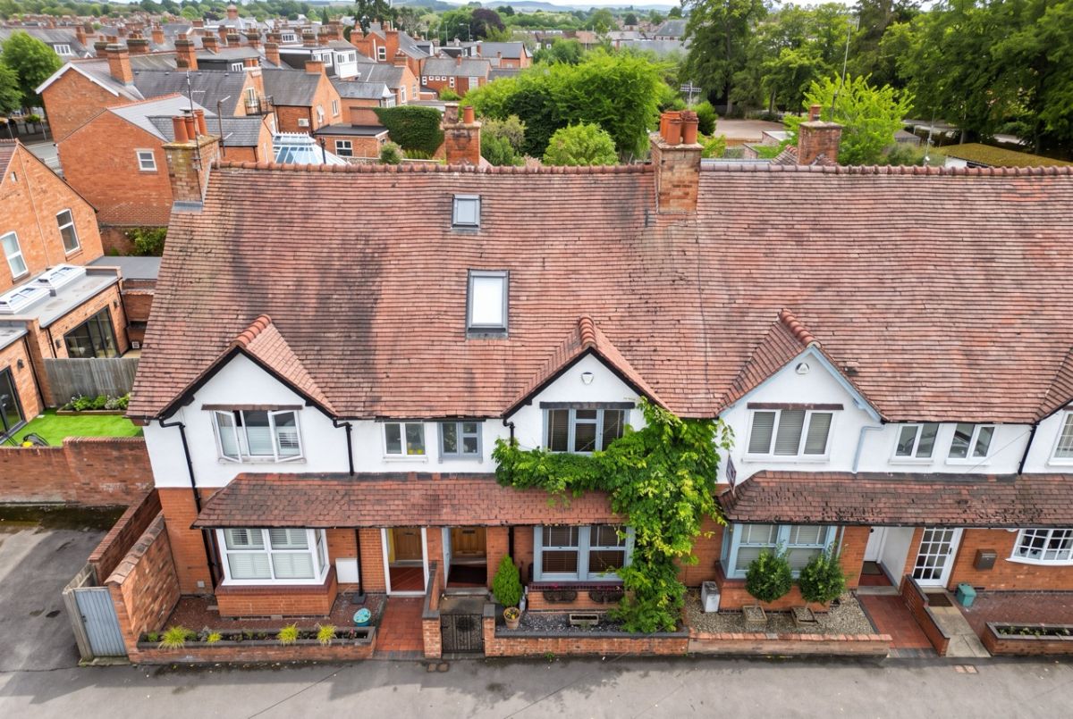 House Grove Road in Stratford-on-Avon