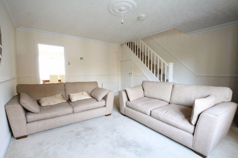 Flat Surrey Water Road in Greater London