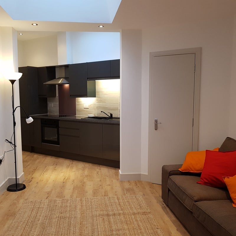 Flat Ashfield Place in Bristol
