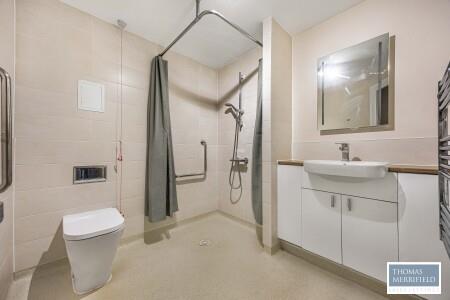 Flat Greenwood Way in Vale of White Horse