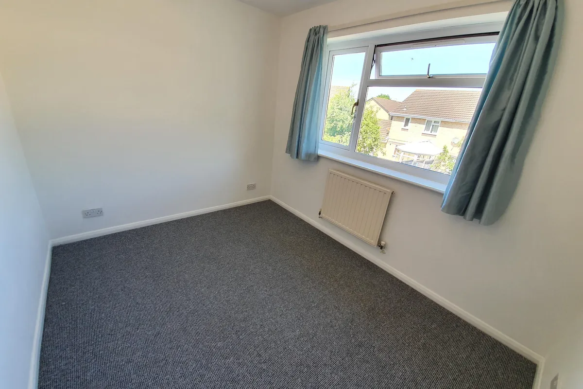 Flat Palmers Leaze in Bristol