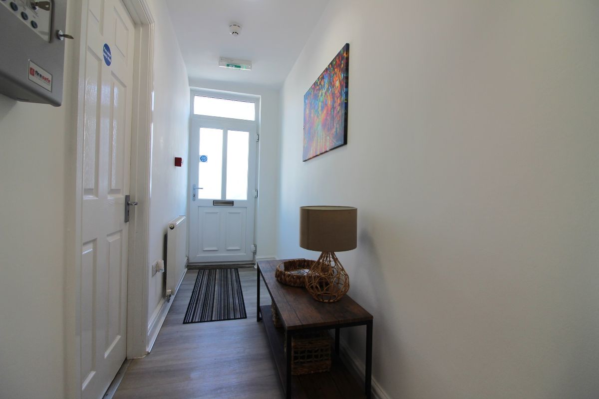 Room Annesley Road in Nottingham