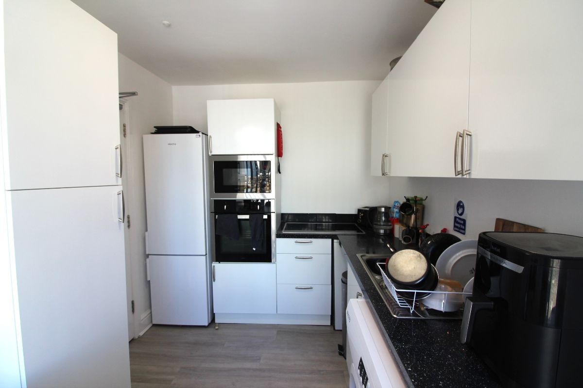 Room Annesley Road in Nottingham