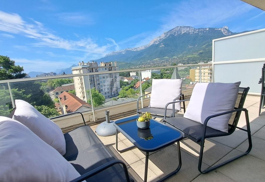 Appartement Cours de la Libération et du Général de Gaulle à Grenoble