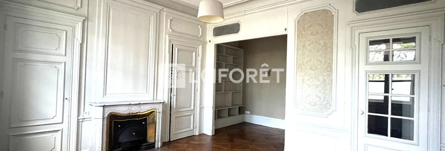 Flat Quai du Docteur Gailleton in Lyon