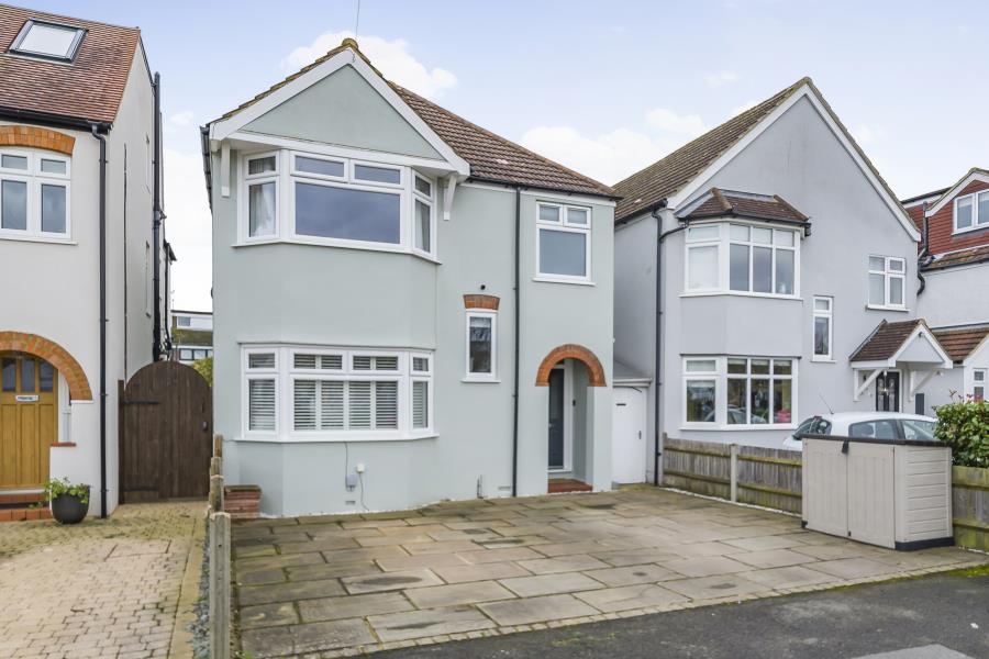 House Brampton Gardens in Elmbridge