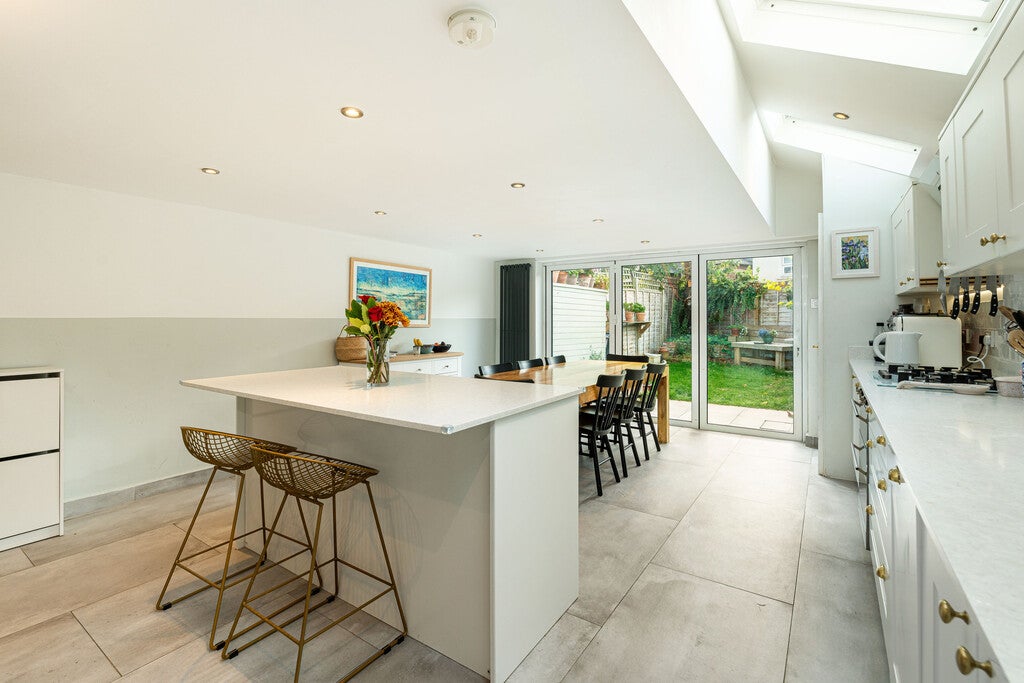 House Milkwood Road in Greater London
