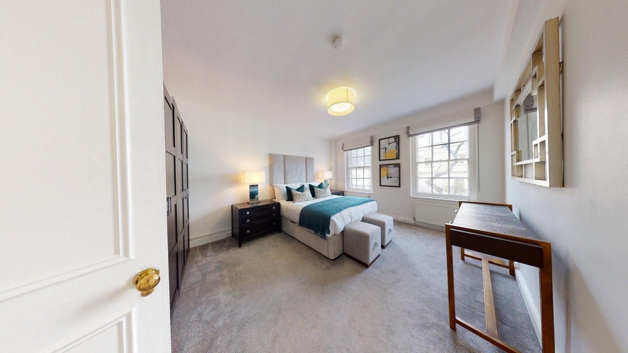 Flat Fulham Road in Greater London