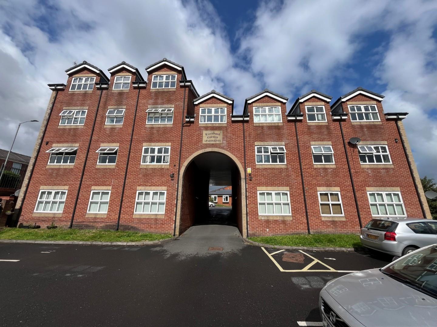 Flat Whittle Street in Bury