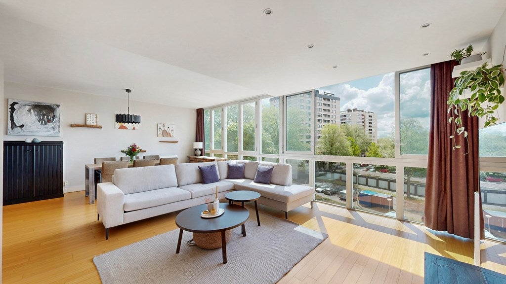 Appartement Oeverpad 567 in Amsterdam