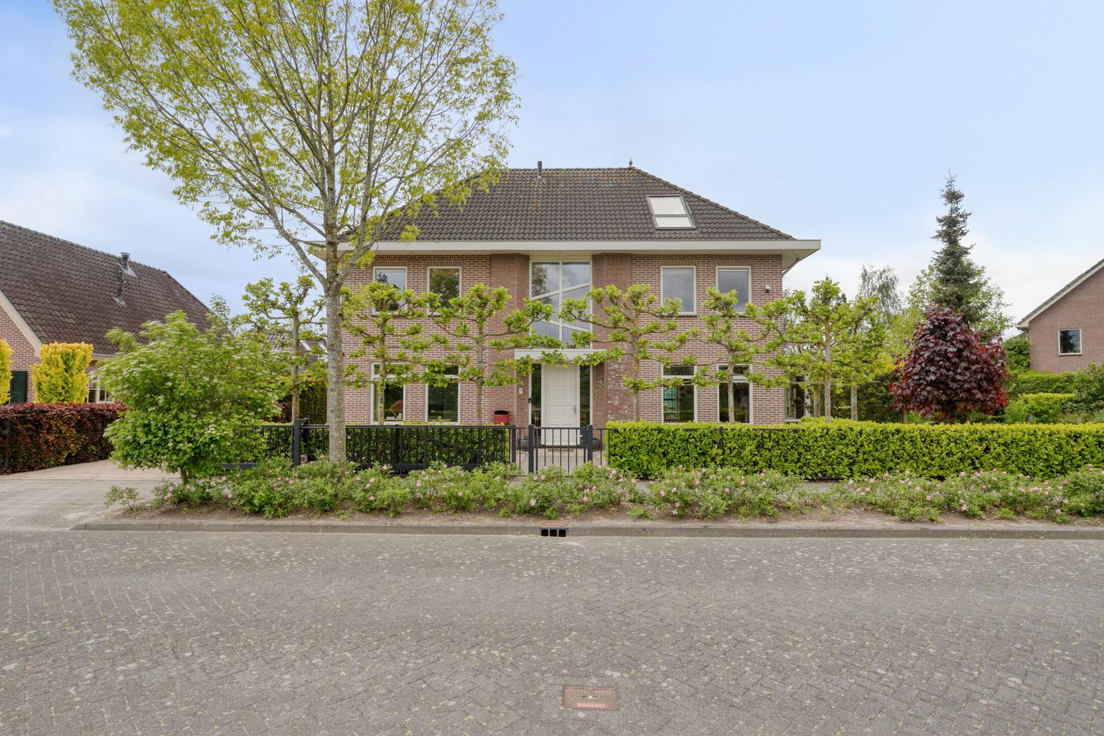 Huis Westhoven 136 in Lelystad