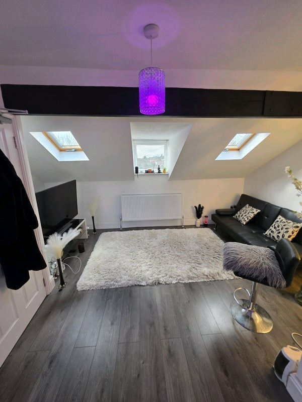 Room Metchley Lane in Birmingham