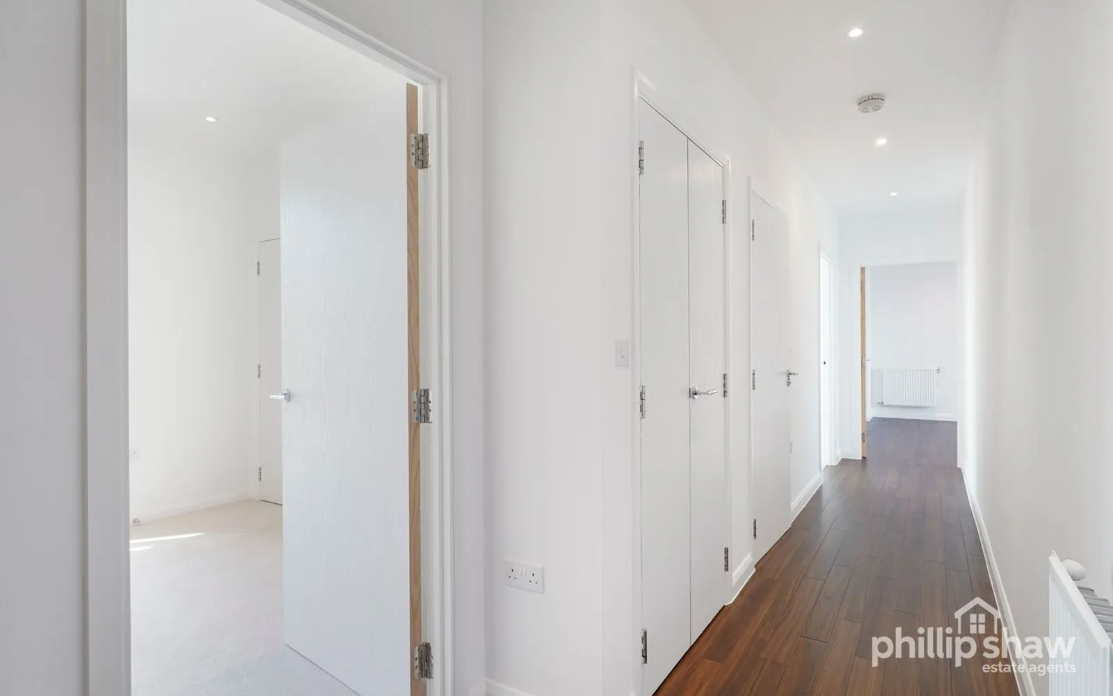 Flat Lacey Drive in Greater London