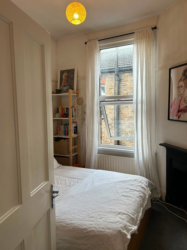 Room Oakmead Road in Greater London