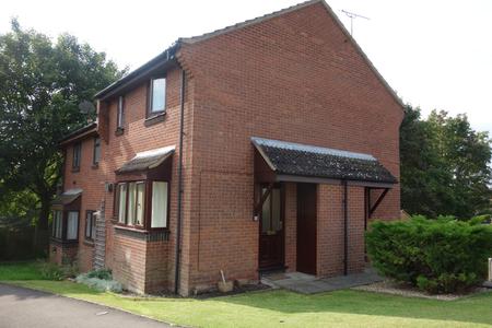 Flat Oamaru Way in Devizes