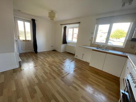 Flat Oamaru Way in Devizes