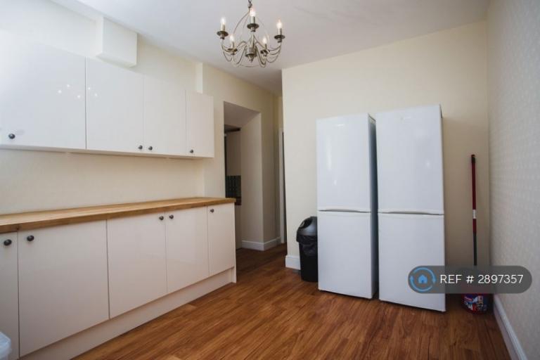 Room Festing Grove in Portsmouth