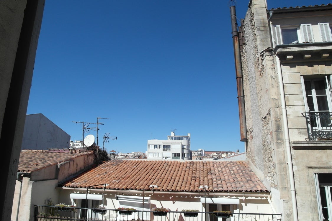 Flat Rue Sénac de Meilhan in Marseille