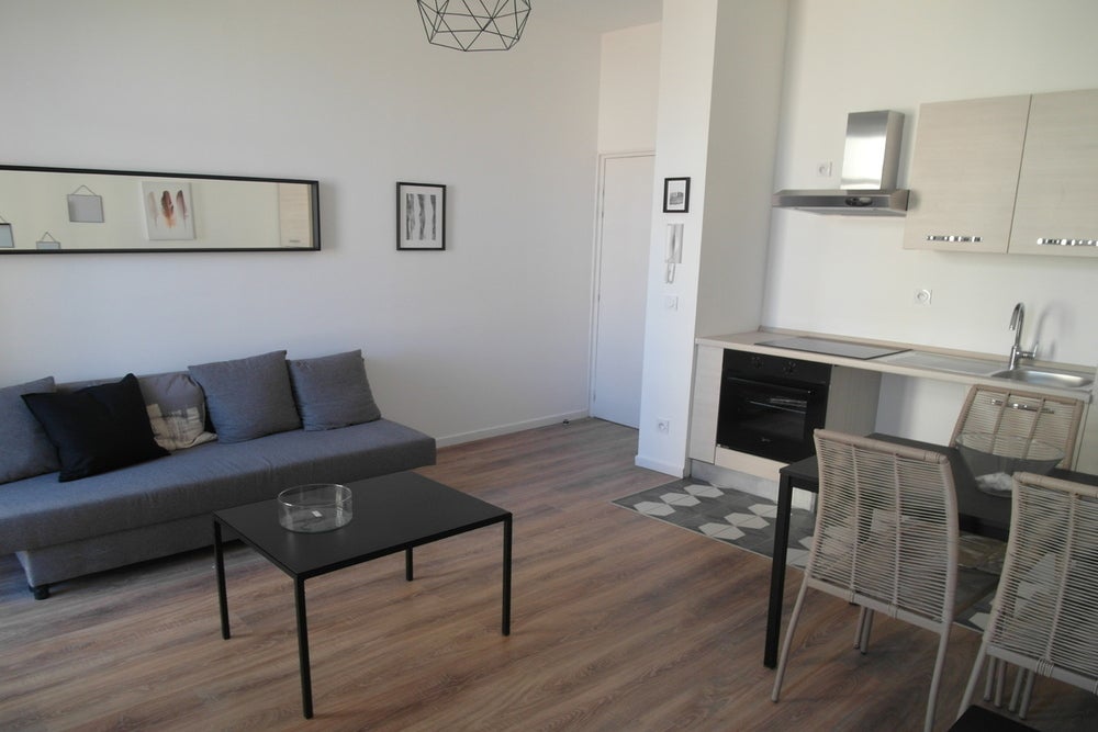 Flat Rue Sénac de Meilhan in Marseille