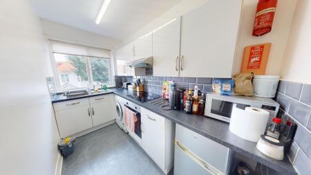 Flat Windlesham Road in Brighton