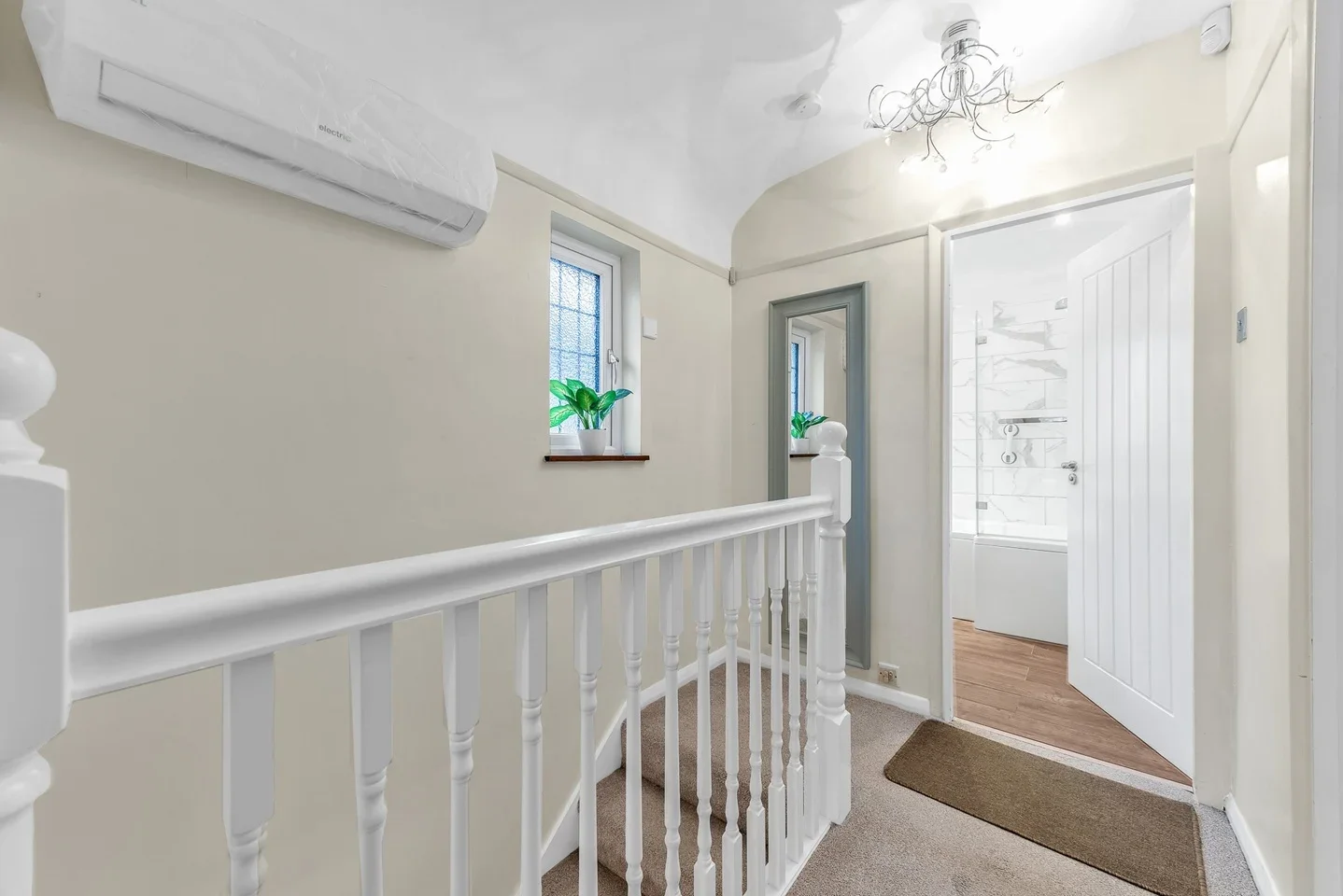 House Windermere Avenue in Greater London
