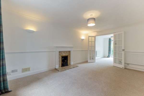 House Bewdley Close in St Albans