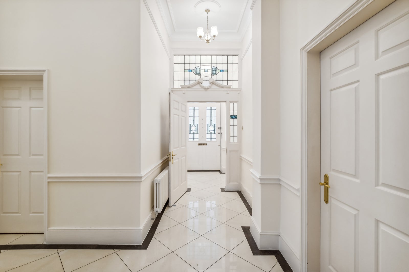 Flat Addison Road in Greater London