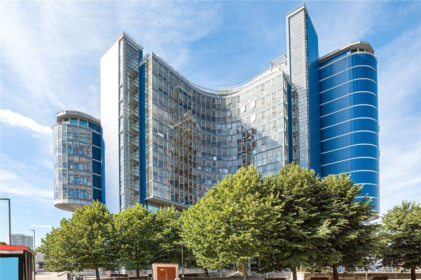 Flat Bridges Court in Greater London