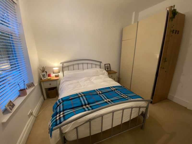 Room Cromer Avenue in Manchester