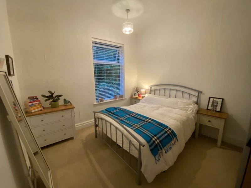 Room Cromer Avenue in Manchester