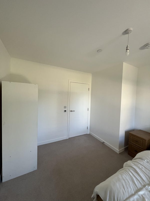 Room West Parkside in Greater London