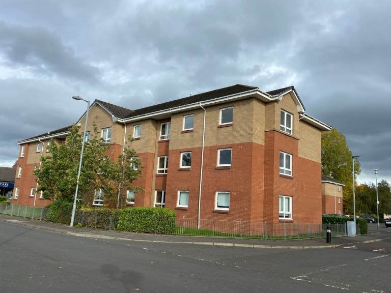 Flat Main Street in Bellshill