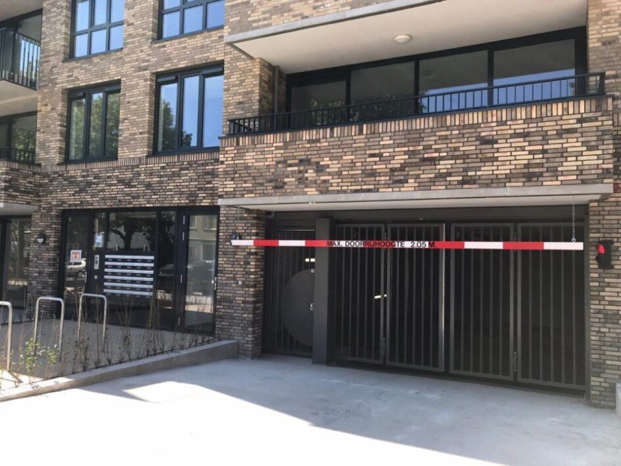 Flat B.P. van Verschuerstraat in Arnhem
