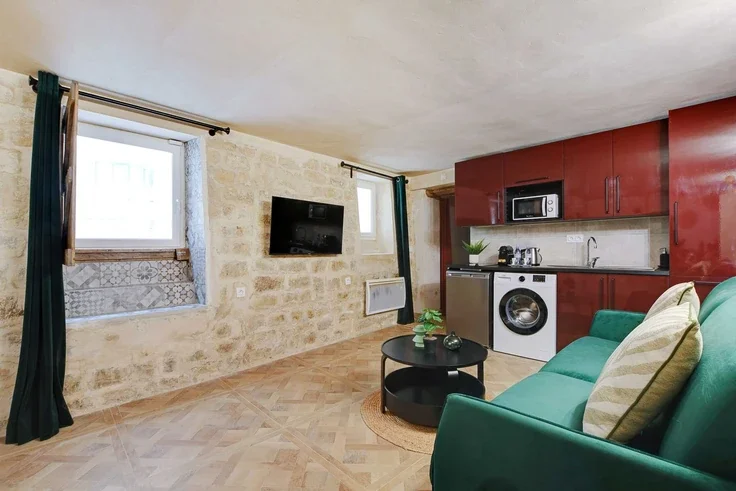 Flat Rue Charles-François Dupuis in Paris