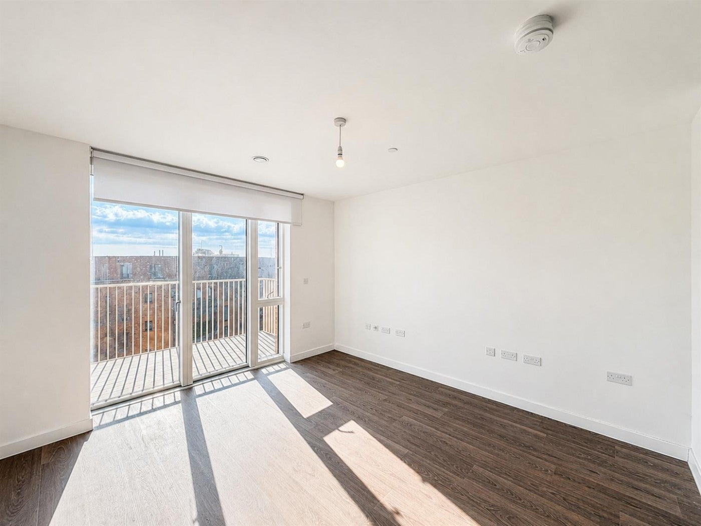 Flat New Road in Greater London