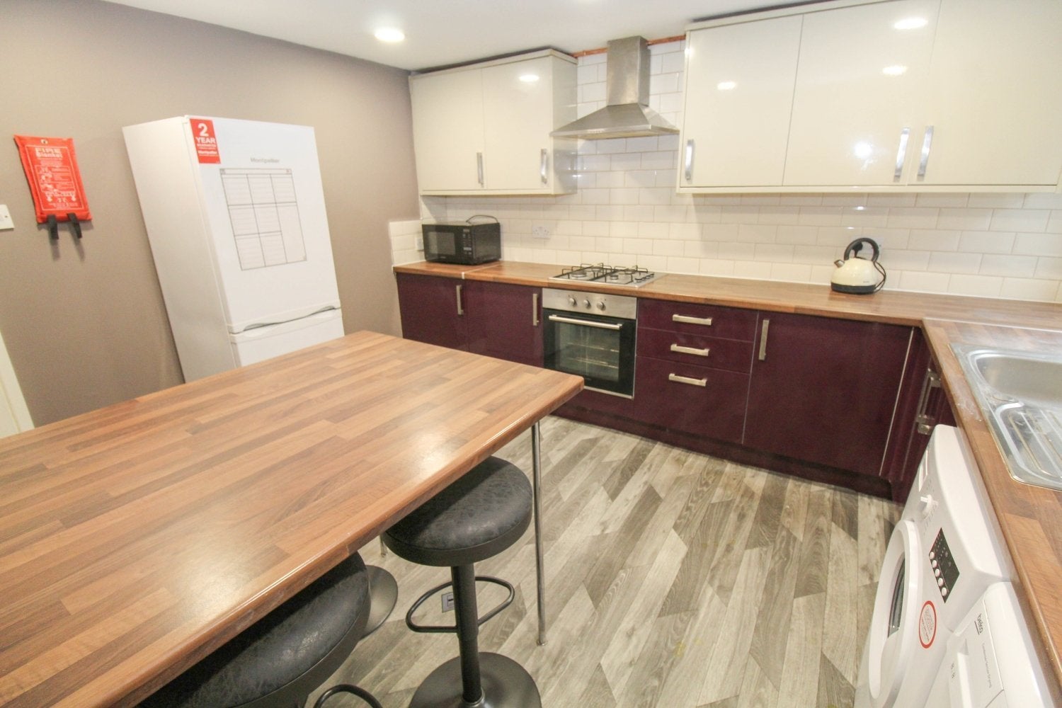 Room Claremont Avenue in Leeds