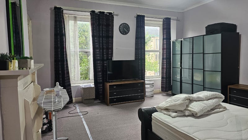Room Scotland Street West in Glasgow