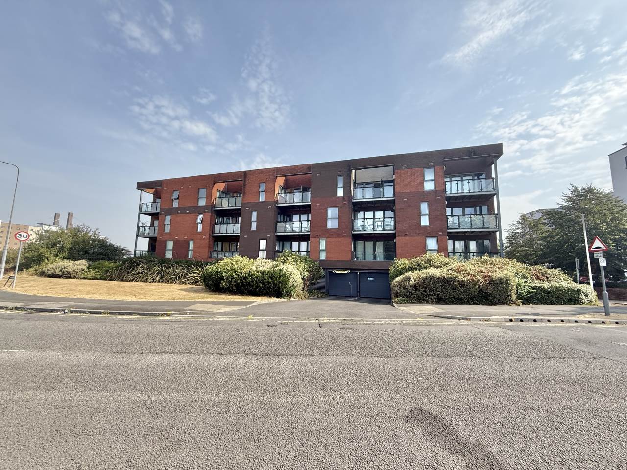 Flat Usk Way in Newport