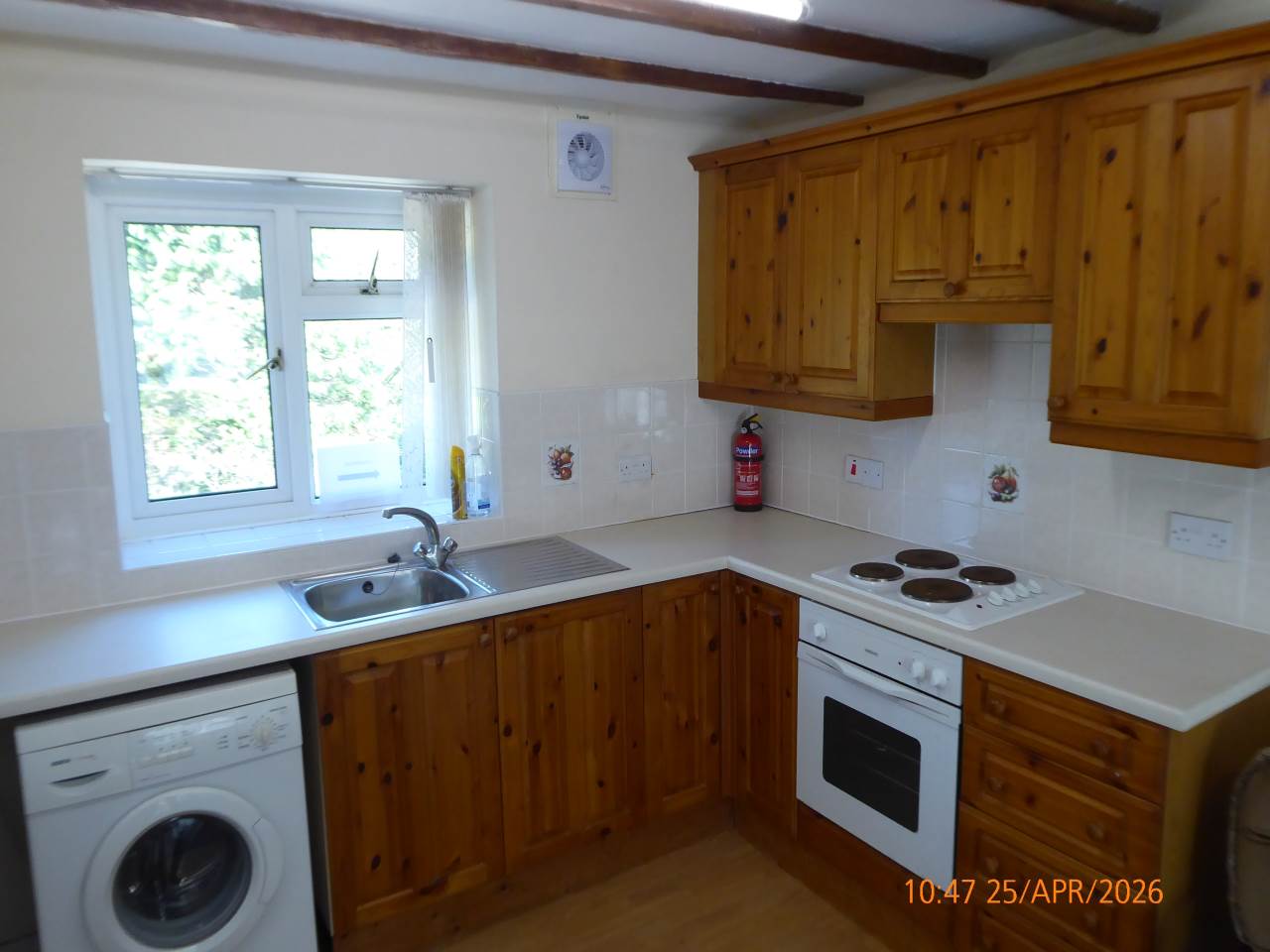 Flat Hydfron Close in Llanddowror